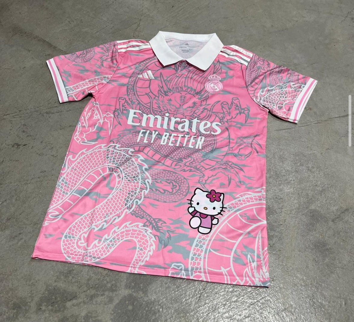 HELLO KITTY x REAL MADRID JERSEY - PINK (JUNIOR SIZE)