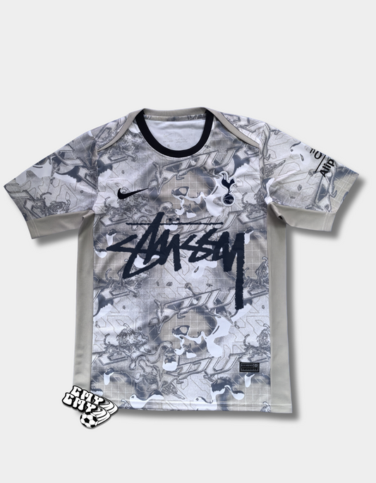 STÜSSY x  TOTTENHAM - TRAINING KIT