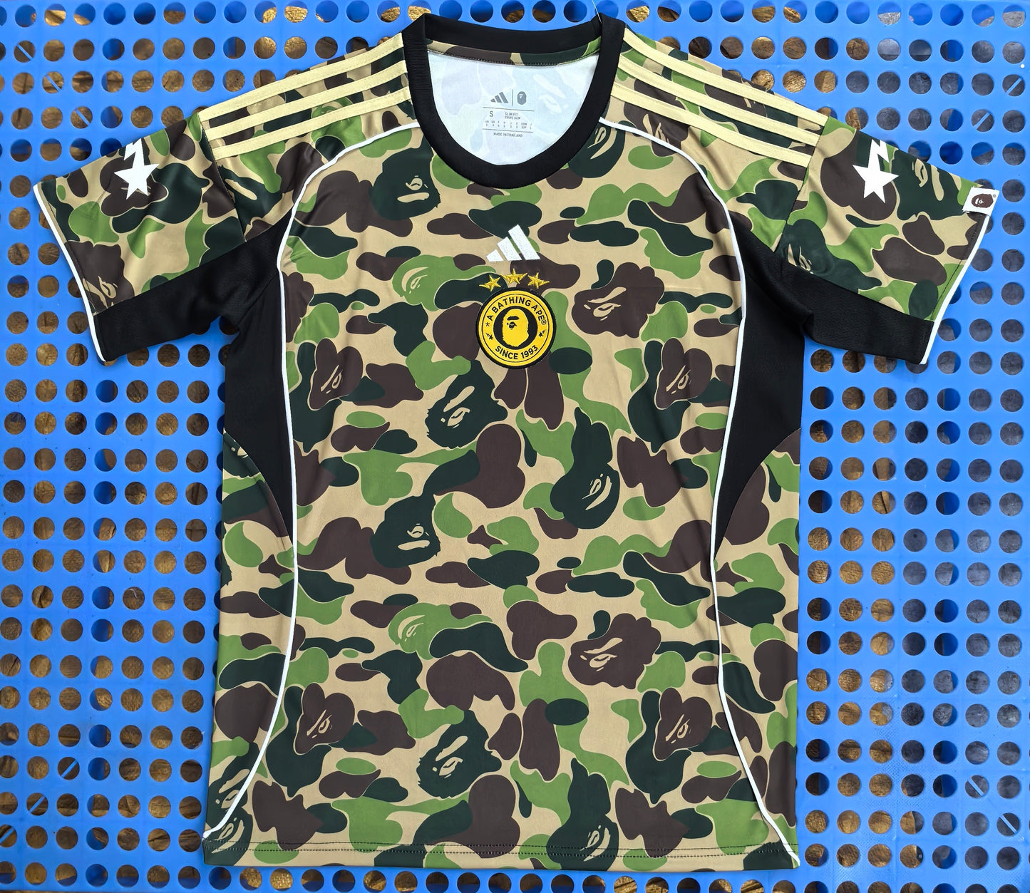 AD X BAPE - CAMO